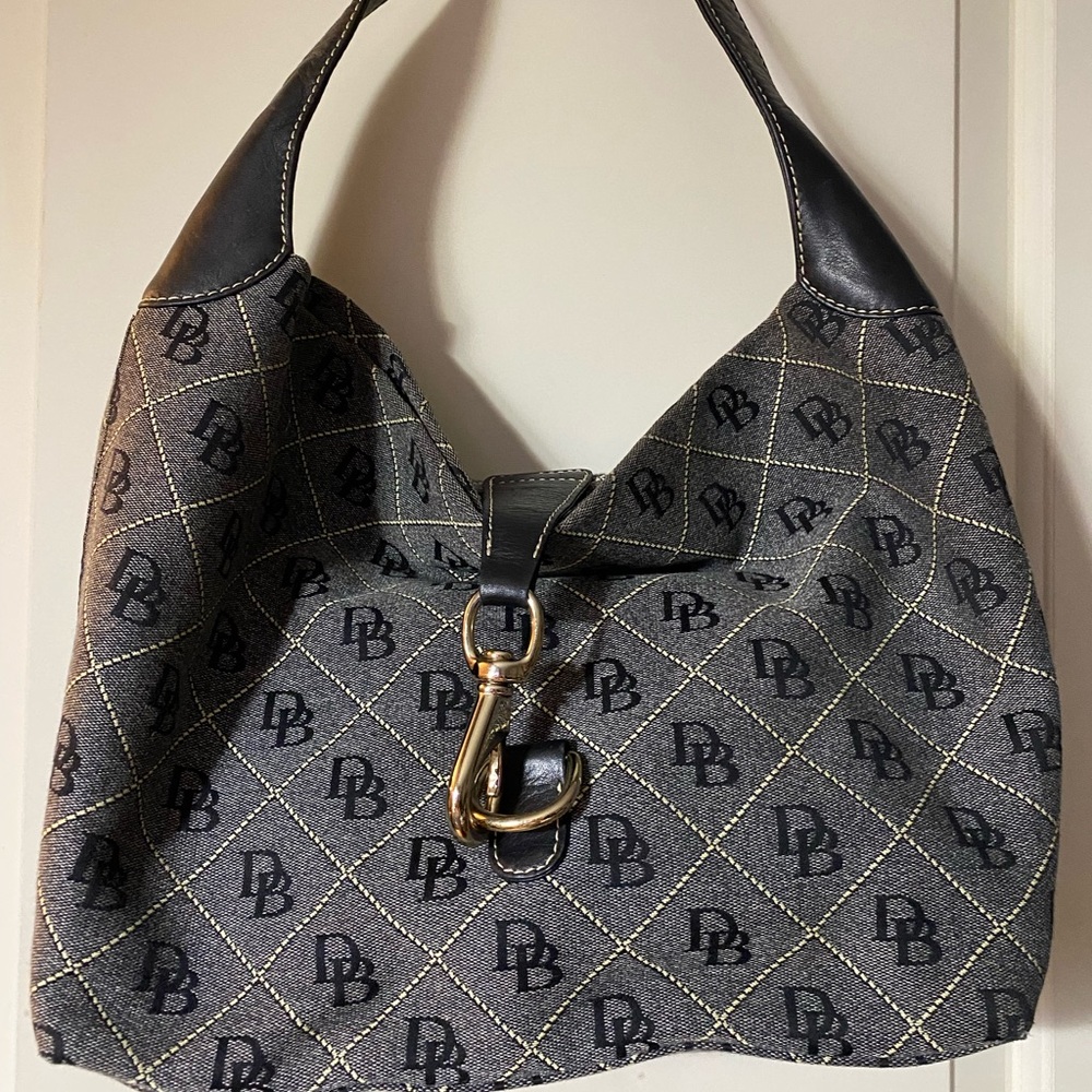 Dooney & Bourke Hobo bag